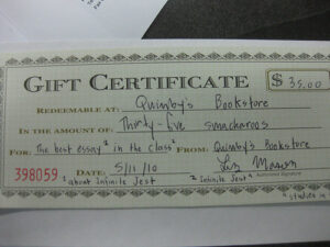 Yes. We do offer gift certificates.